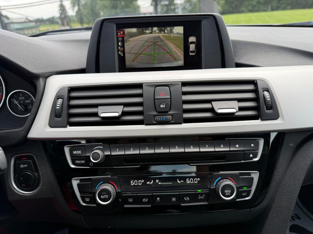 2017 BMW 320 — photo 20