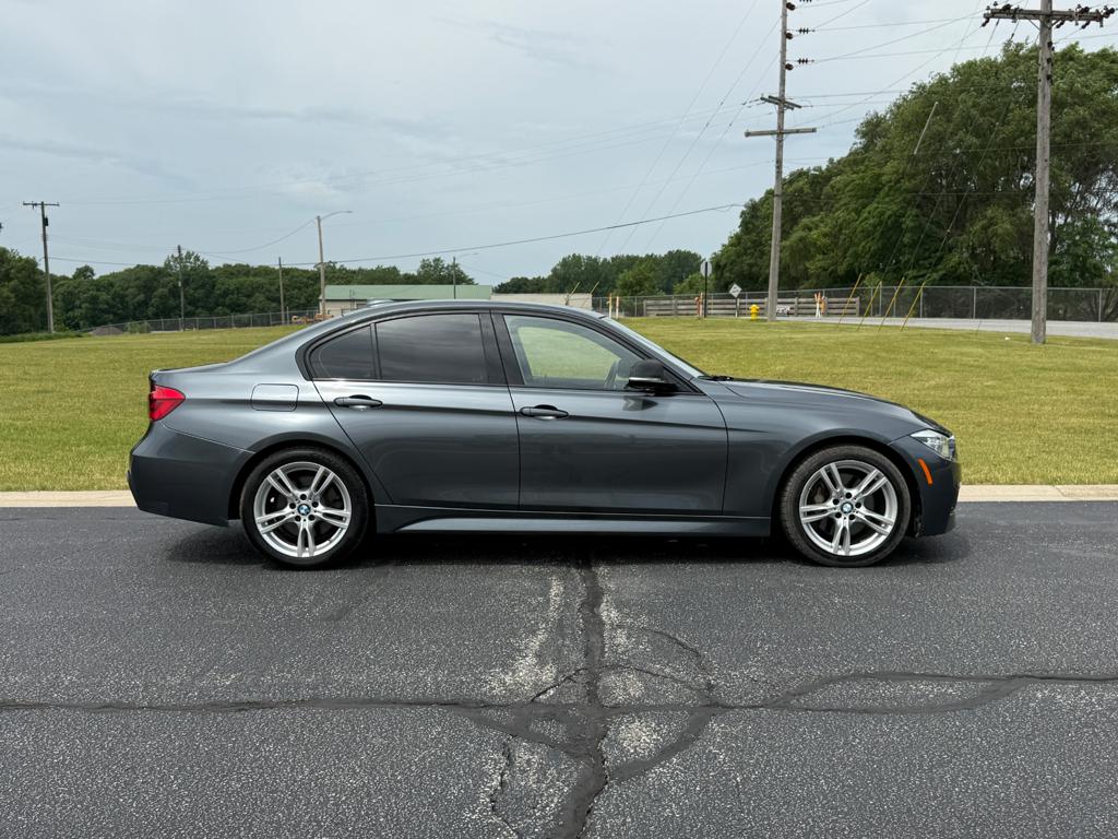 2016 BMW 340 — photo 16
