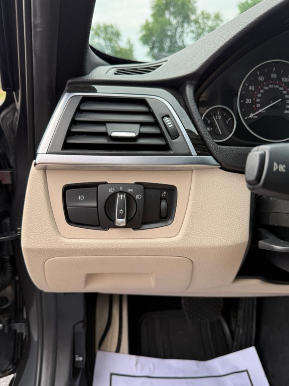 2016 BMW 340 — photo 22