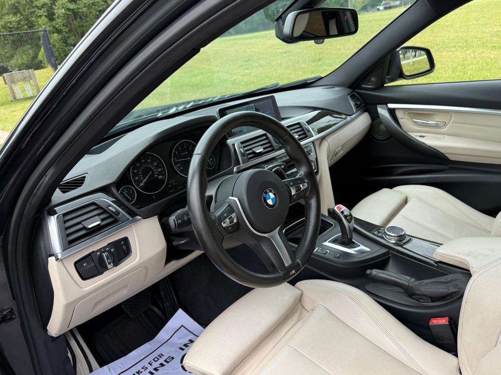2016 BMW 340 — photo 24