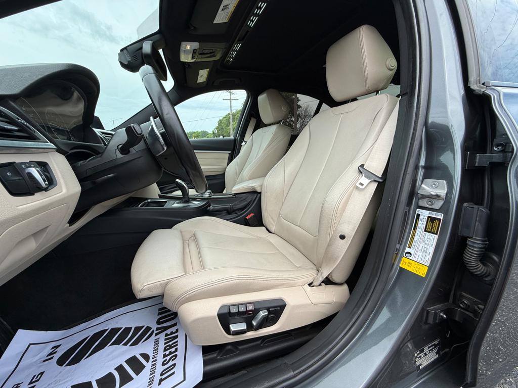 2016 BMW 340 — photo 26