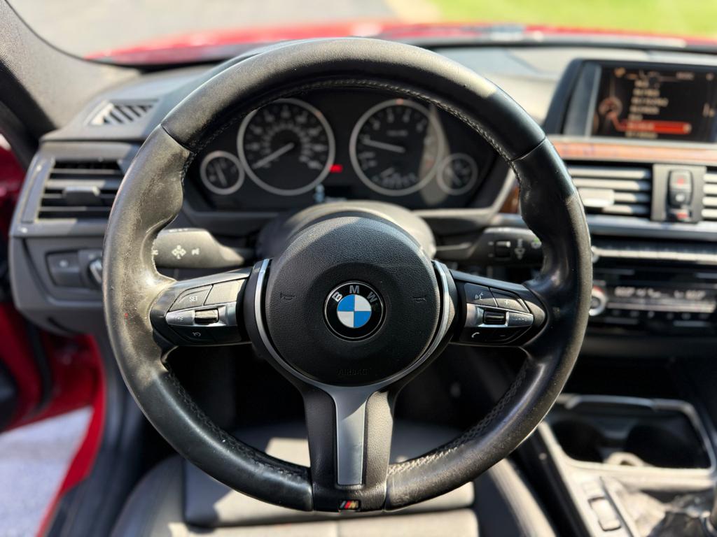 2016 BMW 320 — photo 21