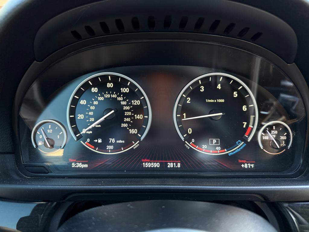2012 BMW 550 — photo 21