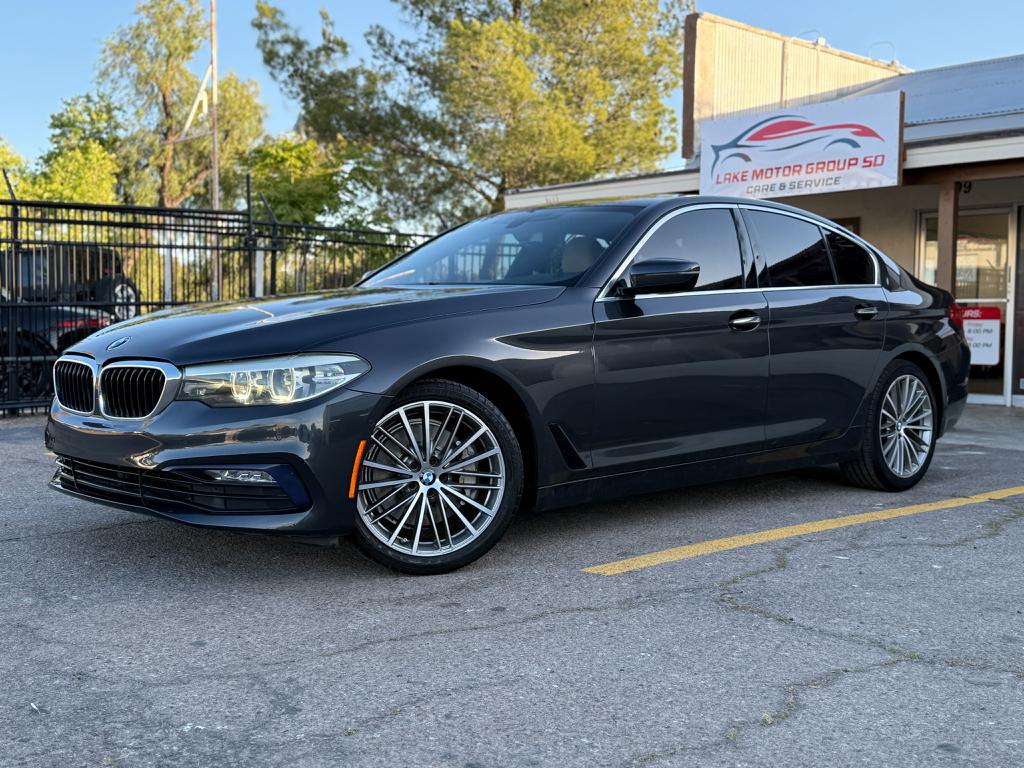 2017 BMW 530 — photo 6