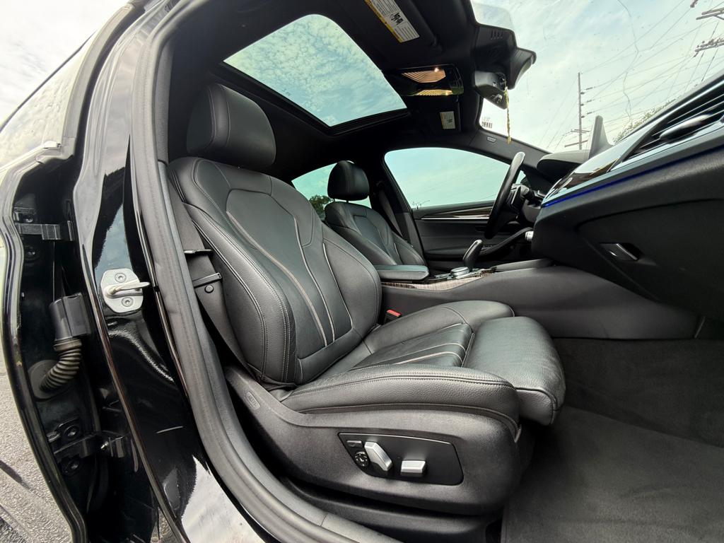 2020 BMW 530 — photo 48
