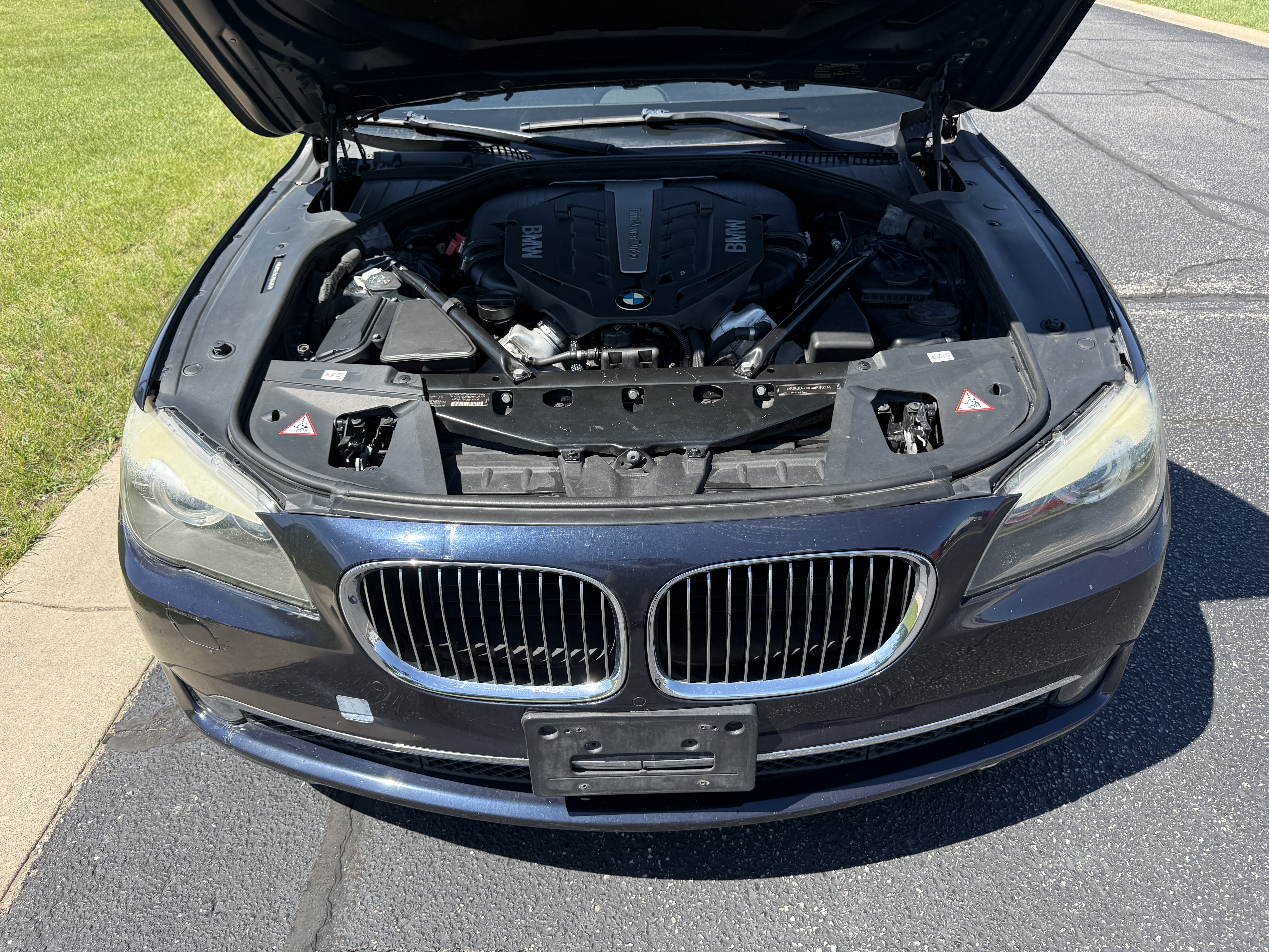 2012 BMW 750