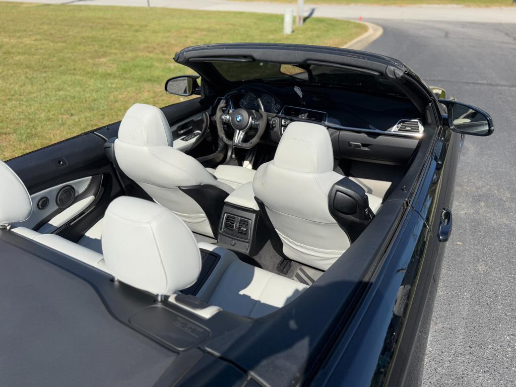 2016 BMW M4 — photo 12