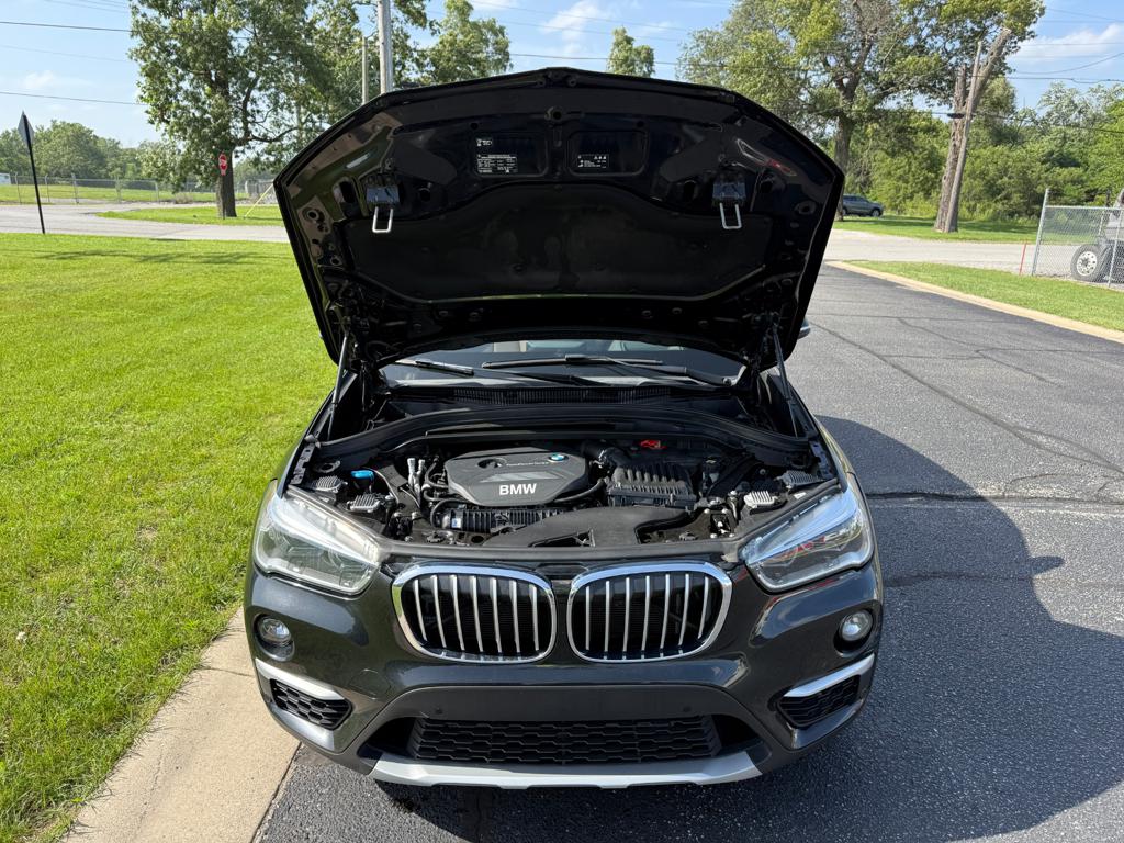 2018 BMW X1 — photo 4