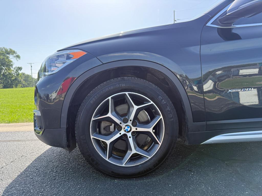 2018 BMW X1 — photo 8