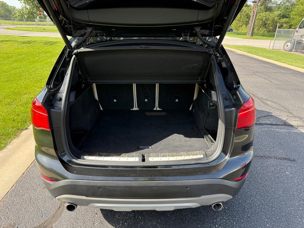 2018 BMW X1 — photo 13