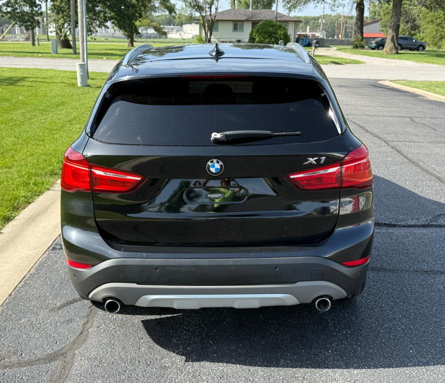 2018 BMW X1 — photo 17