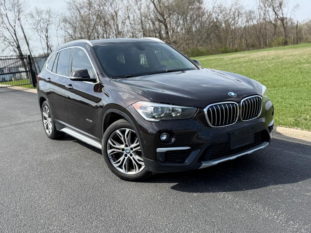 2016 BMW X1 — photo 2