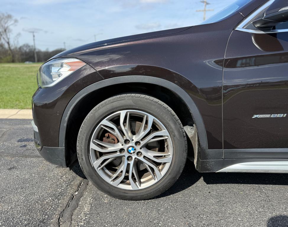 2016 BMW X1 — photo 6