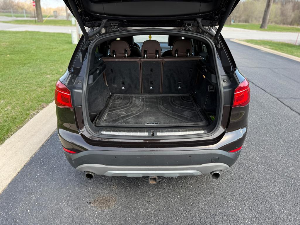 2016 BMW X1 — photo 12