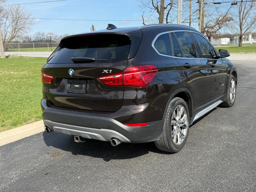 2016 BMW X1 — photo 17