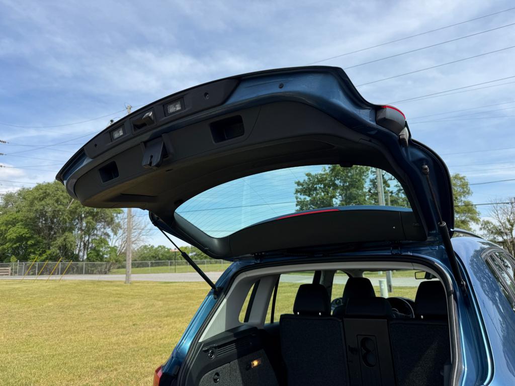 2017 VW Tiguan — photo 16