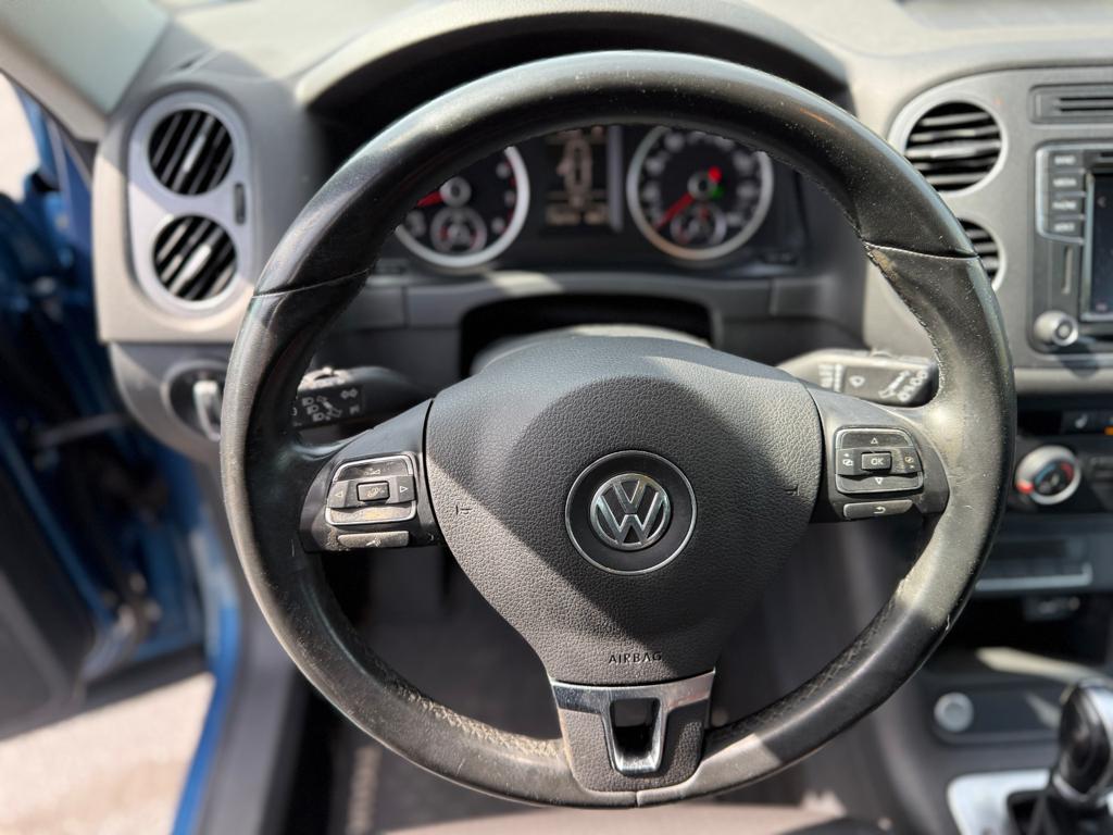 2017 VW Tiguan — photo 25