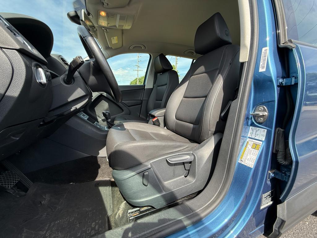 2017 VW Tiguan — photo 30
