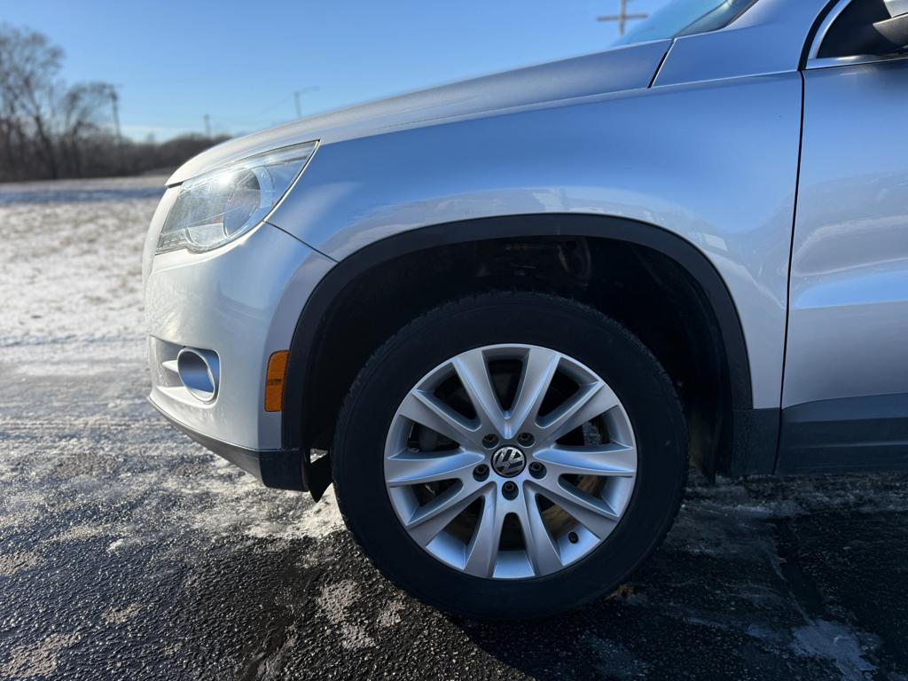 2010 VW Tiguan — photo 6