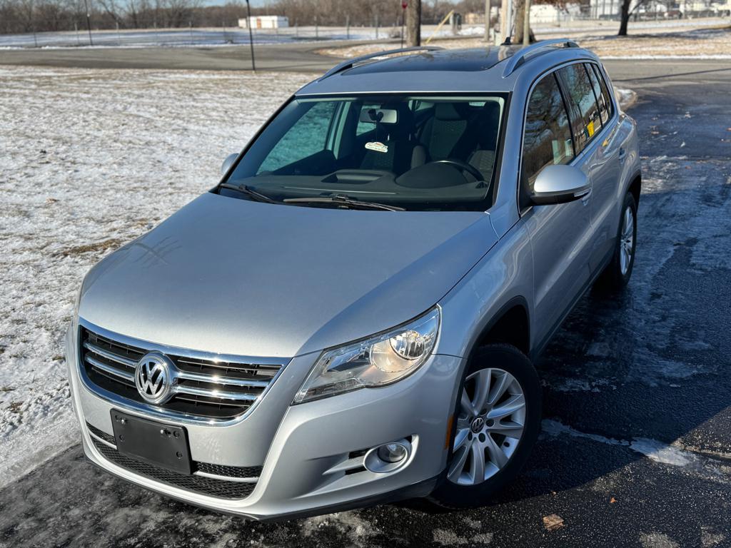2010 VW Tiguan — photo 16