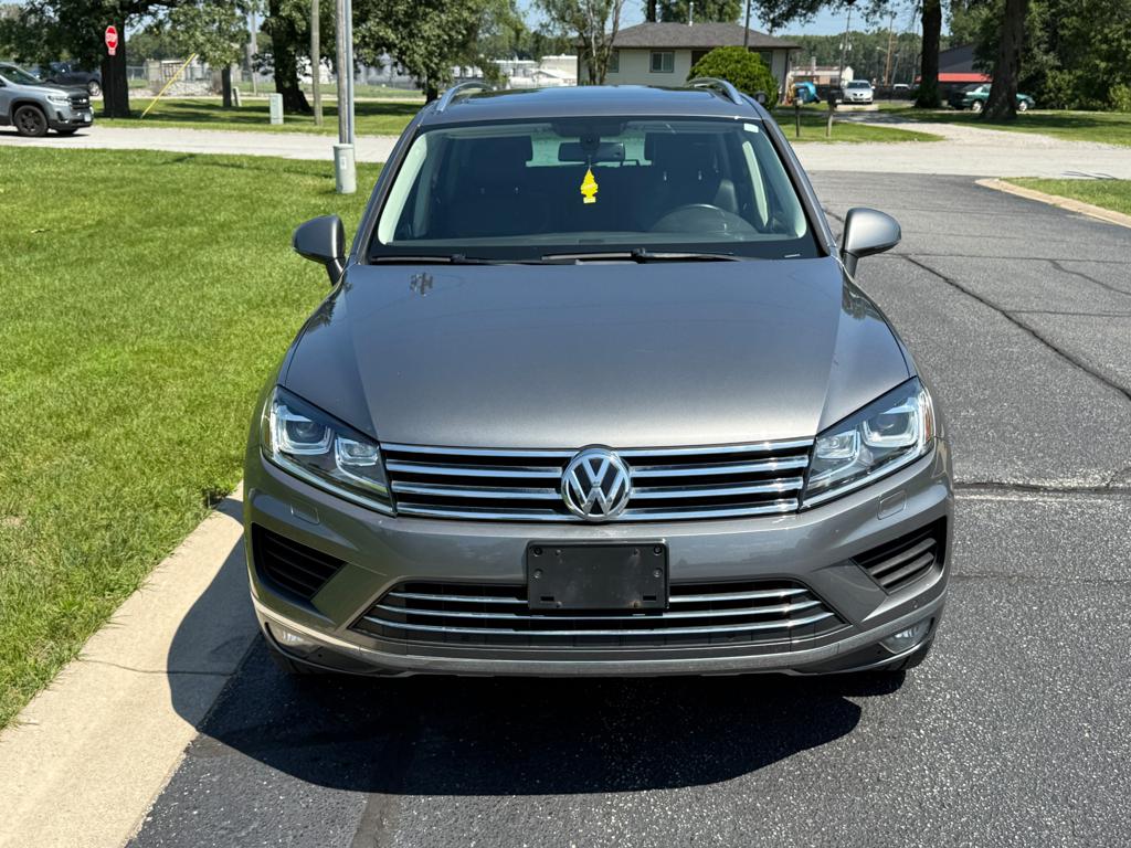 2016 VW Touareg — photo 5