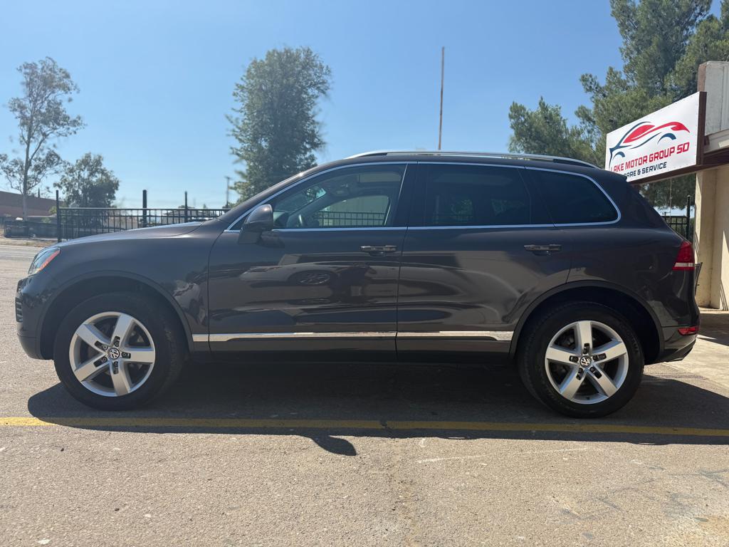 2013 VW Touareg — photo 6