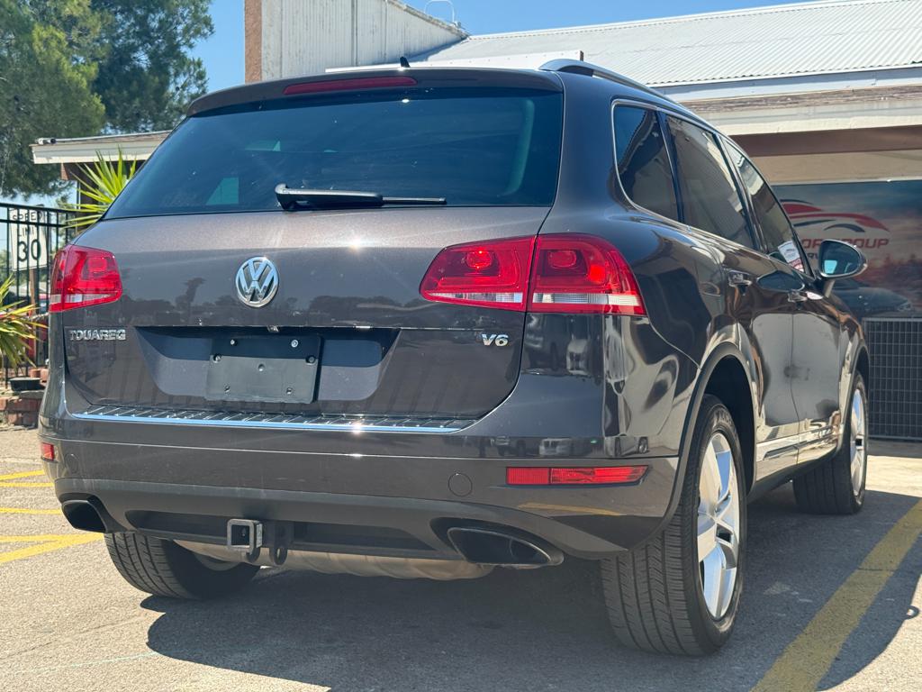 2013 VW Touareg — photo 10