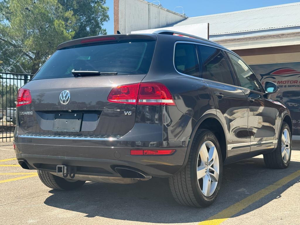 2013 VW Touareg — photo 11