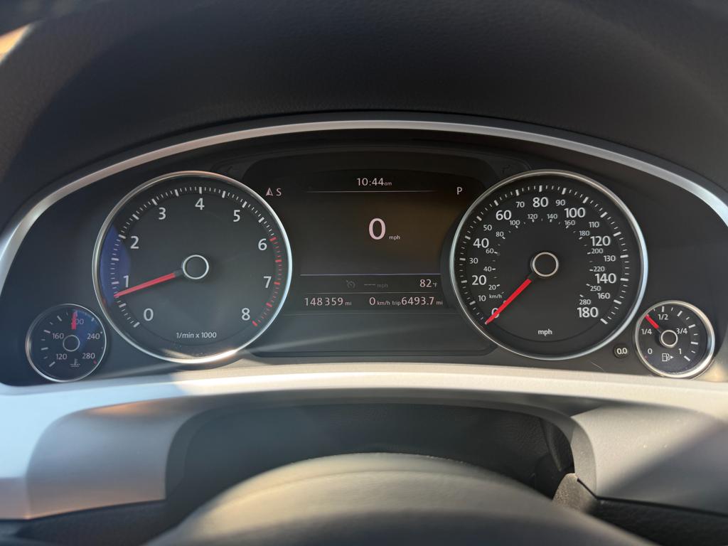 2013 VW Touareg — photo 16