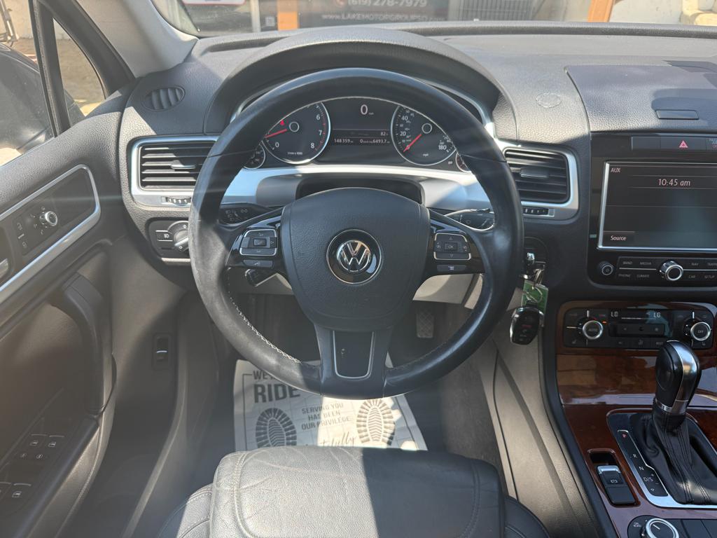 2013 VW Touareg — photo 20
