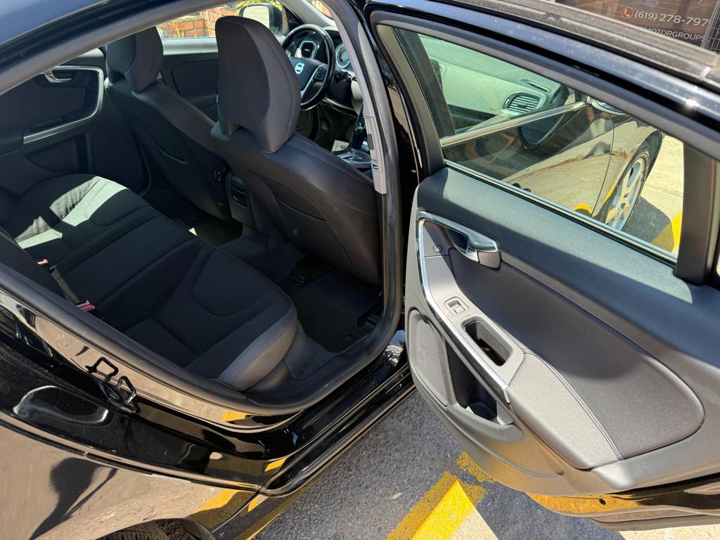 2012 Volvo S60 — photo 27