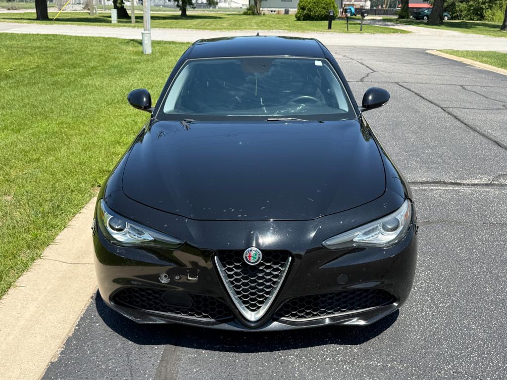 2017 Alfa Romeo Giulia — photo 5
