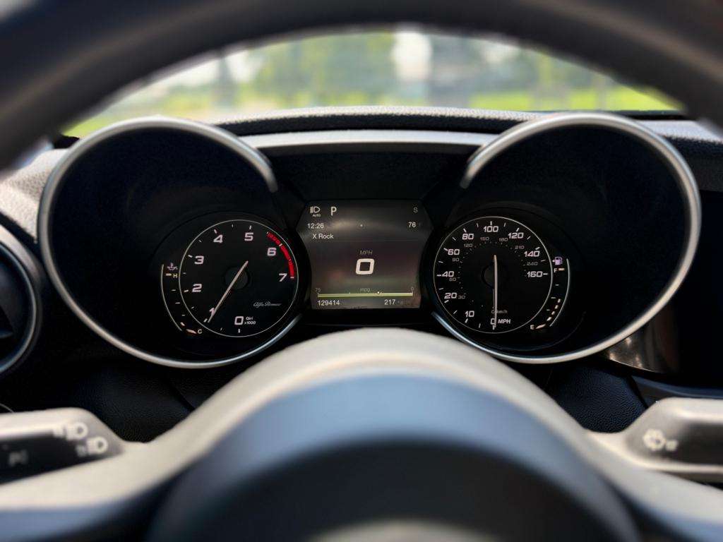 2017 Alfa Romeo Giulia — photo 19