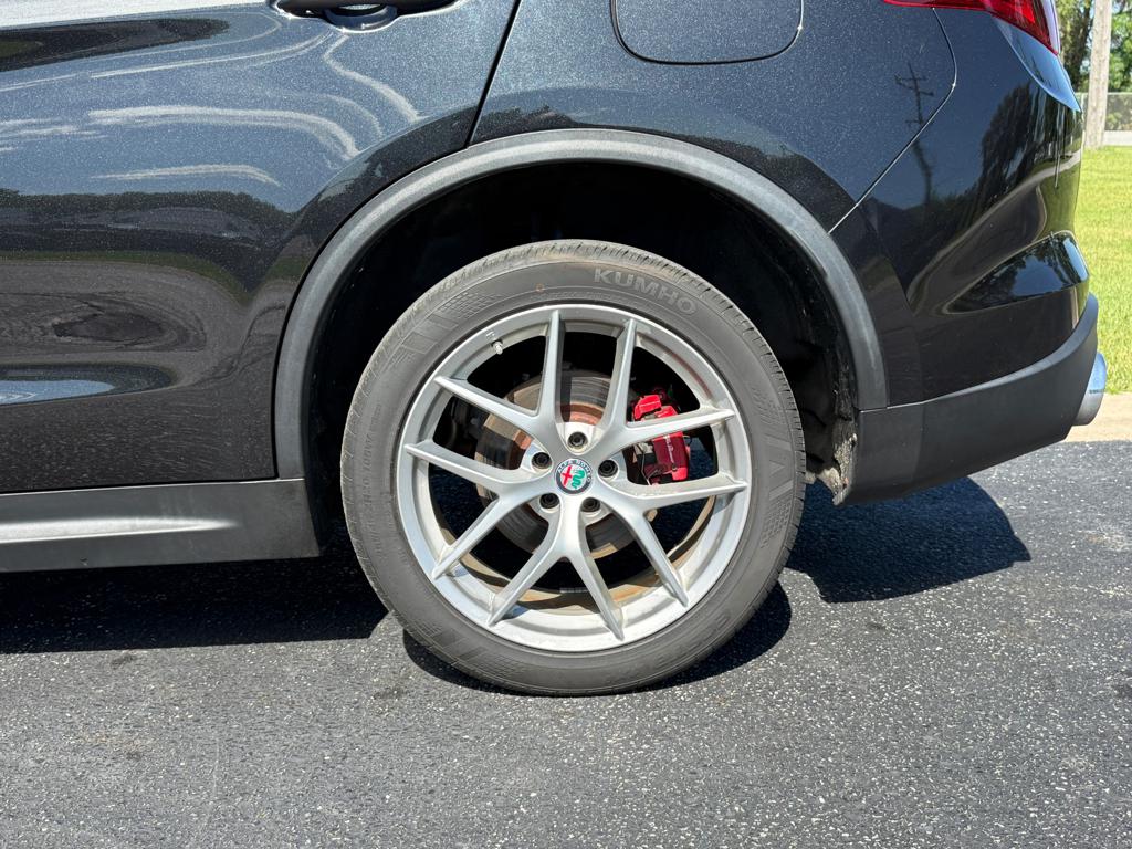 2018 Alfa Romeo Stelvio — photo 6