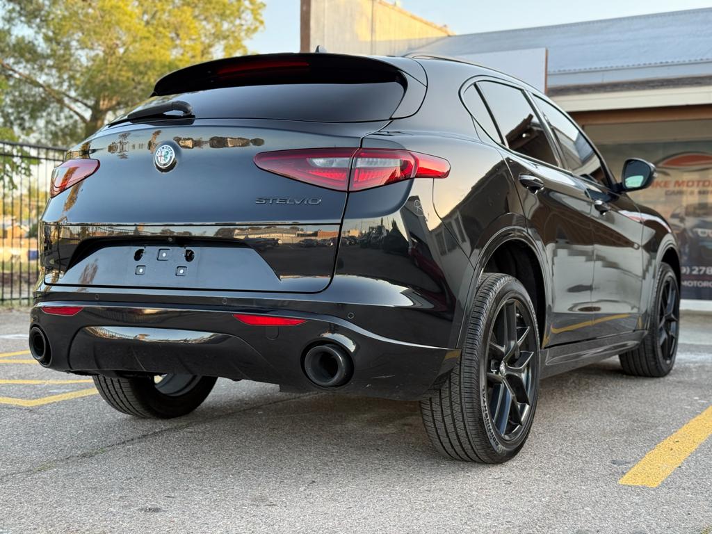 2020 Alfa Romeo Stelvio — photo 10