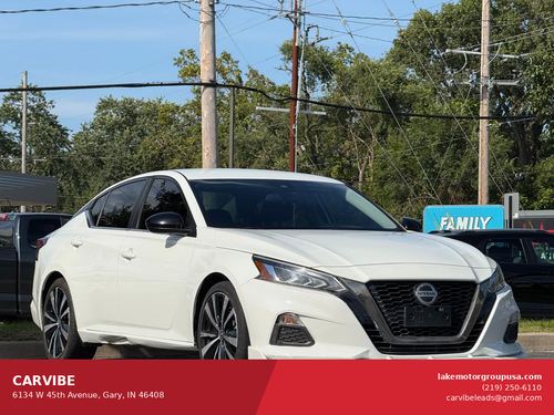2020 Nissan Altima SR FWD