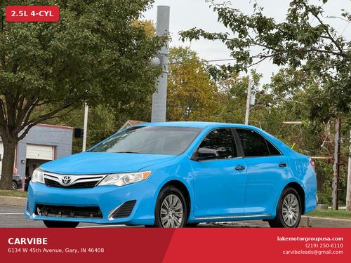 2014 Toyota Camry LE — photo 1