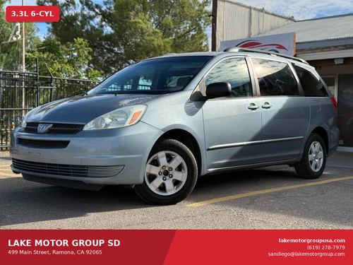 2004 Toyota Sienna LE