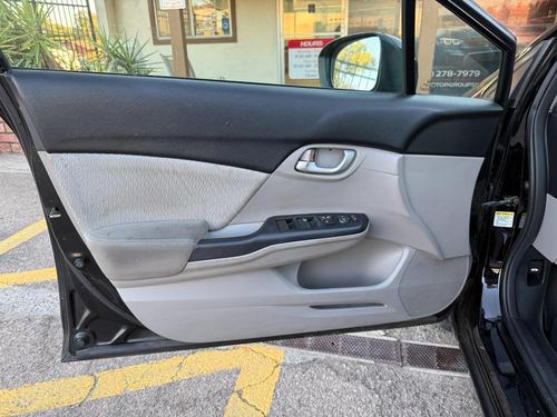 2014 Honda Civic — photo 17