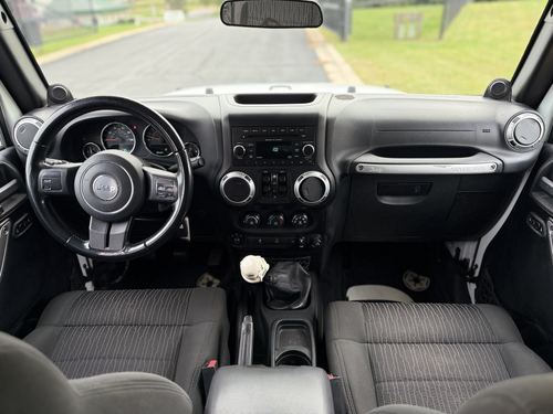 2012 Jeep Wrangler Rubicon — photo 31