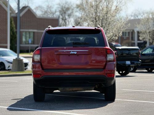 2017 Jeep Compass Sport — photo 10