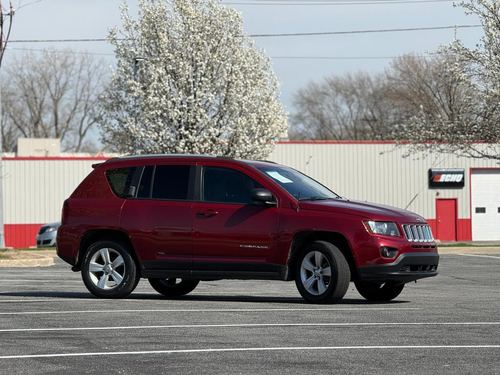 2017 Jeep Compass Sport — photo 18