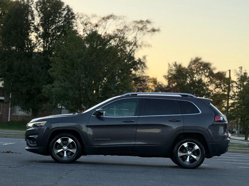 2019 Jeep Cherokee — photo 6