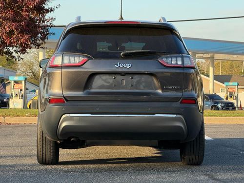 2019 Jeep Cherokee — photo 9