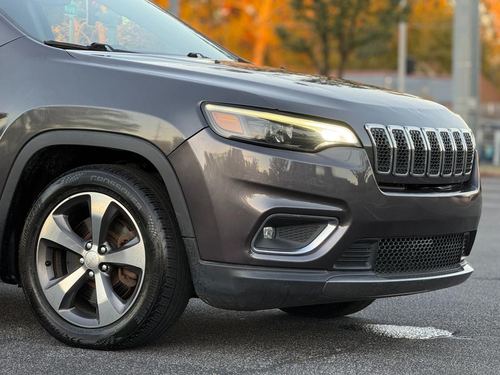 2019 Jeep Cherokee — photo 14