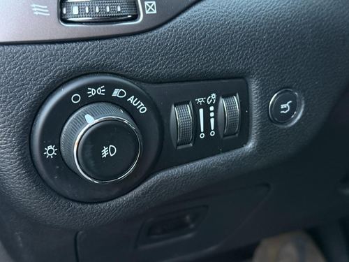 2019 Jeep Cherokee — photo 19