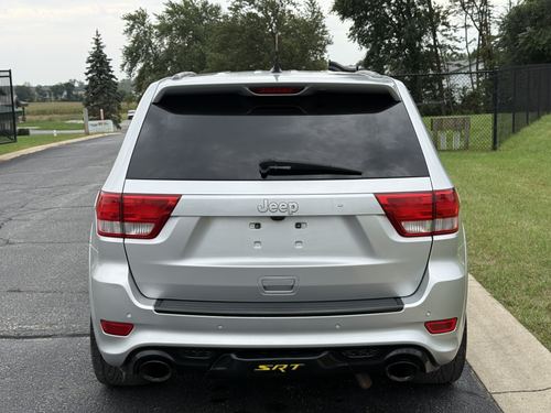 2012 Jeep Grand Cherokee Srt8 — photo 8