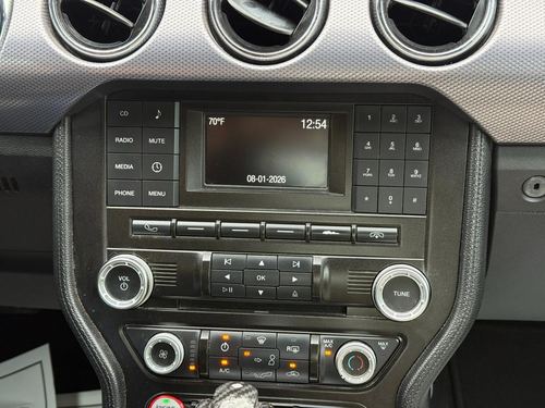 2015 Ford Mustang — photo 23