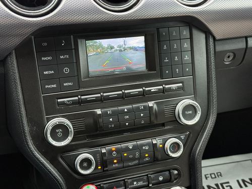 2015 Ford Mustang — photo 27