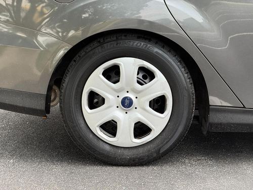 2015 Ford Focus — photo 11